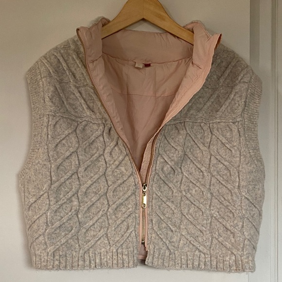 Pilcro Beige Cable Knit Sweater Vest - Picture 4 of 10